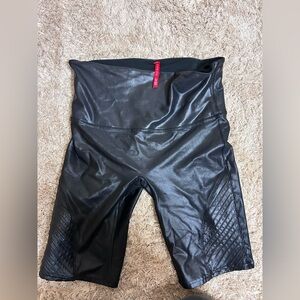 Spanx Faux leather biker short